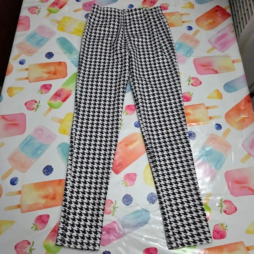 Girls Black & White Houndstooth Printed Leggings Size 7-8